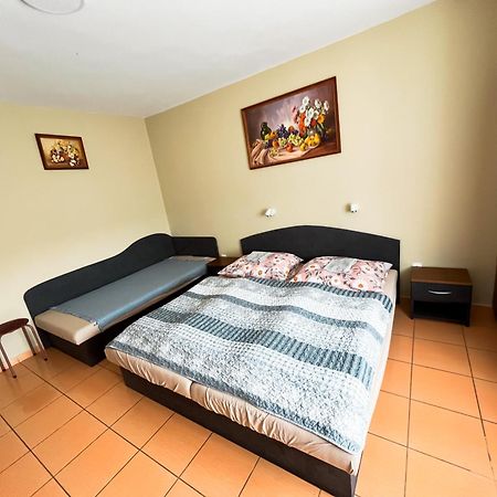 Apartman Taktik Velky Meder Exterior foto